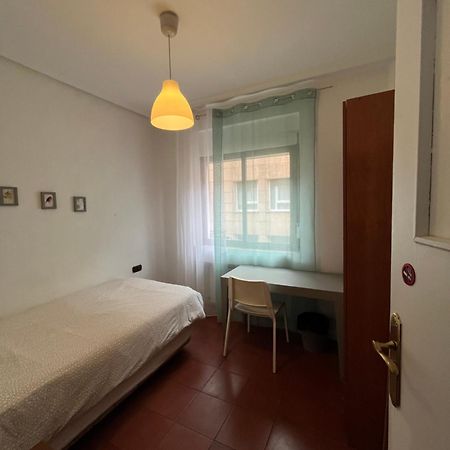 Roomin Hostel Salamanca Exterior photo